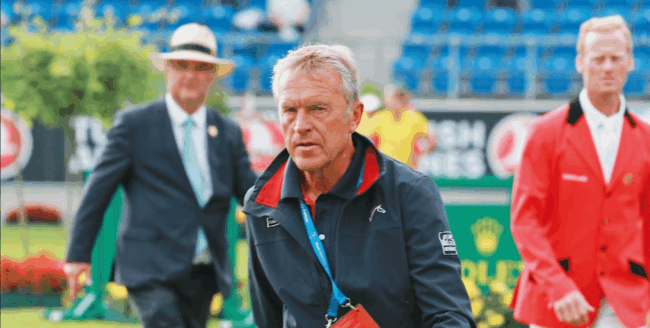 C09-10_22_Henk Nooren_apertura